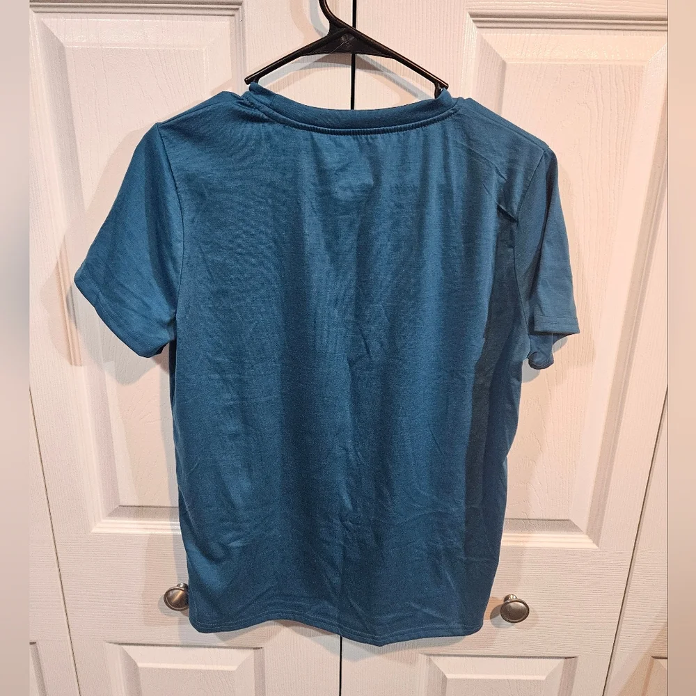 Graphic Tee - Picture 2 of 8